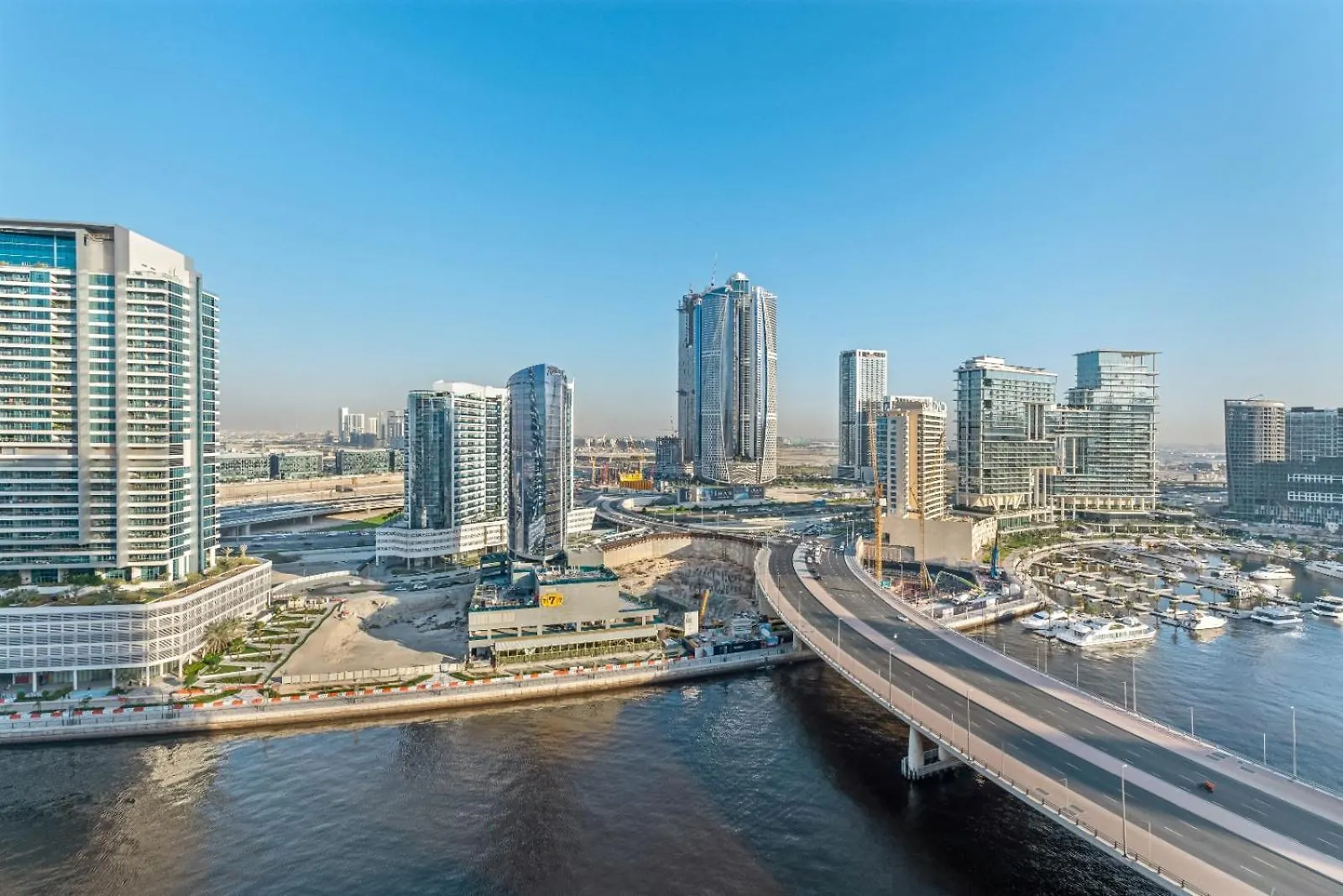 Live The Dubai Dream Premium Flat In Business Bay Apartment United Arab Emirates