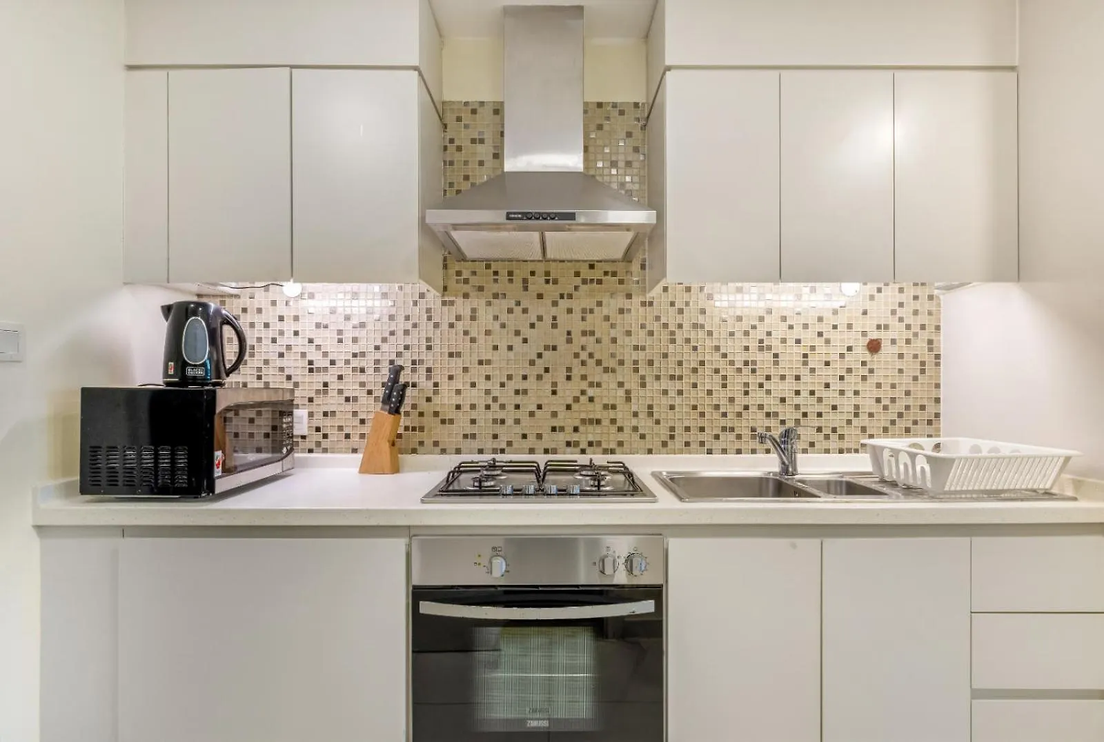 Live The Dubai Dream Premium Flat In Business Bay Apartment