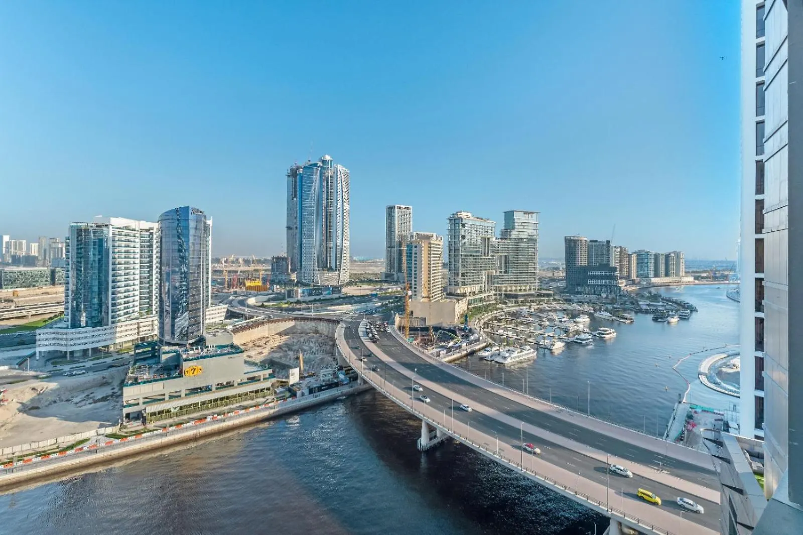 Live The Dubai Dream Premium Flat In Business Bay Apartment United Arab Emirates